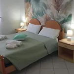 Apartment Salsedine E Pini By Casavacanze Di Angelo *
